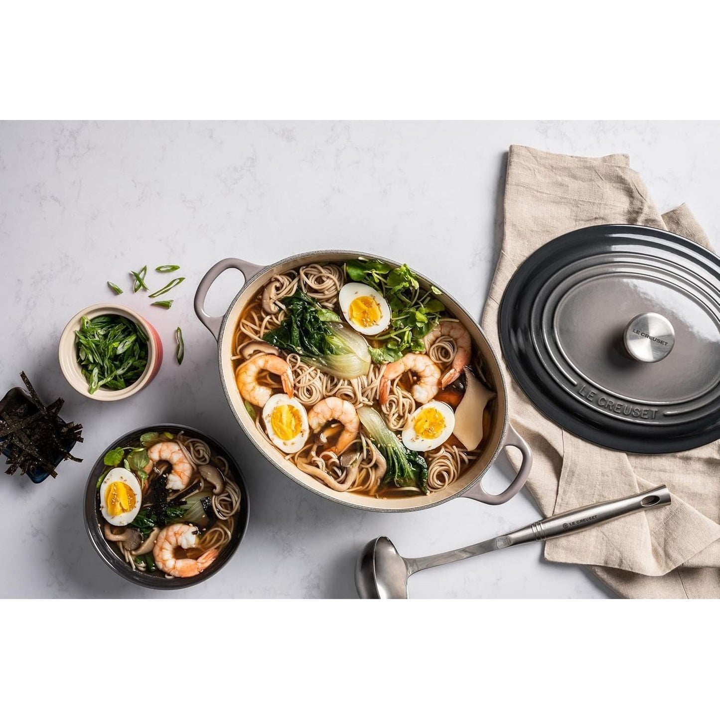 LE CREUSET | COCOTTE OVALE EVOLUTION 29 CM IN GHISA VETRIFICATA
