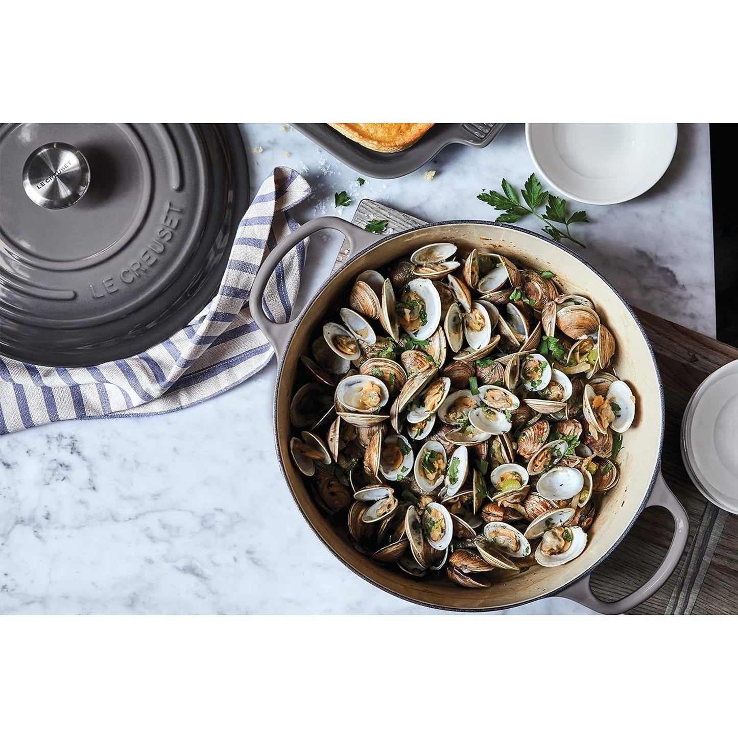 LE CREUSET | COCOTTE EVOLUTION 24 CM IN GHISA VETRIFICATA