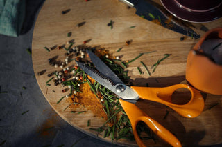 FISKARS FORBICE CUCINA 18CM