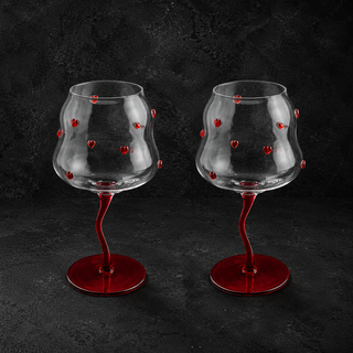 Set 2 calici da cocktail in vetro decorati con cuoricini rossi