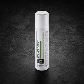 Colorante Spray Effetto Velluto a Base di Burro di Cacao 250 ml – Silikomart i78