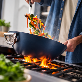 Wok Joseph Joseph 32 cm SwingLock™ – Céramique Antiadhésive, Induction