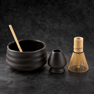 Set per Tè Matcha in Bambù e Ceramica Nera – 4 Pezzi