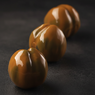 Cioccolatini noce su cemento