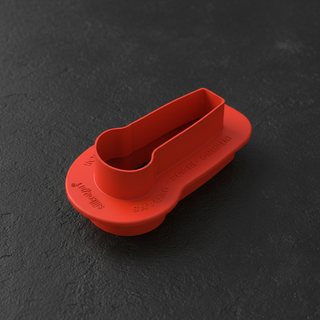Inserto rosso su cemento nero